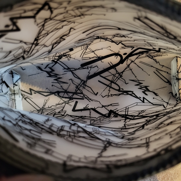 BN MAC Cosmetic Bag - Picture 2 of 4